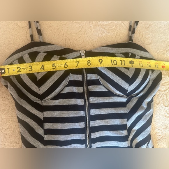 Licorice Summer Dress Sz M Spagetti Strap Striped Print Boho Style Zip Front - Picture 4 of 11